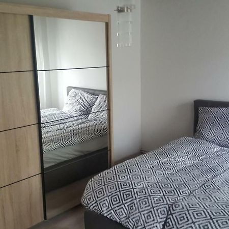 Gutenberg Utca Apartman แซแก็ด ภายนอก รูปภาพ